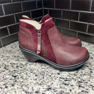 JBU by Jambu Memory Foam ankle booties, sz 8.